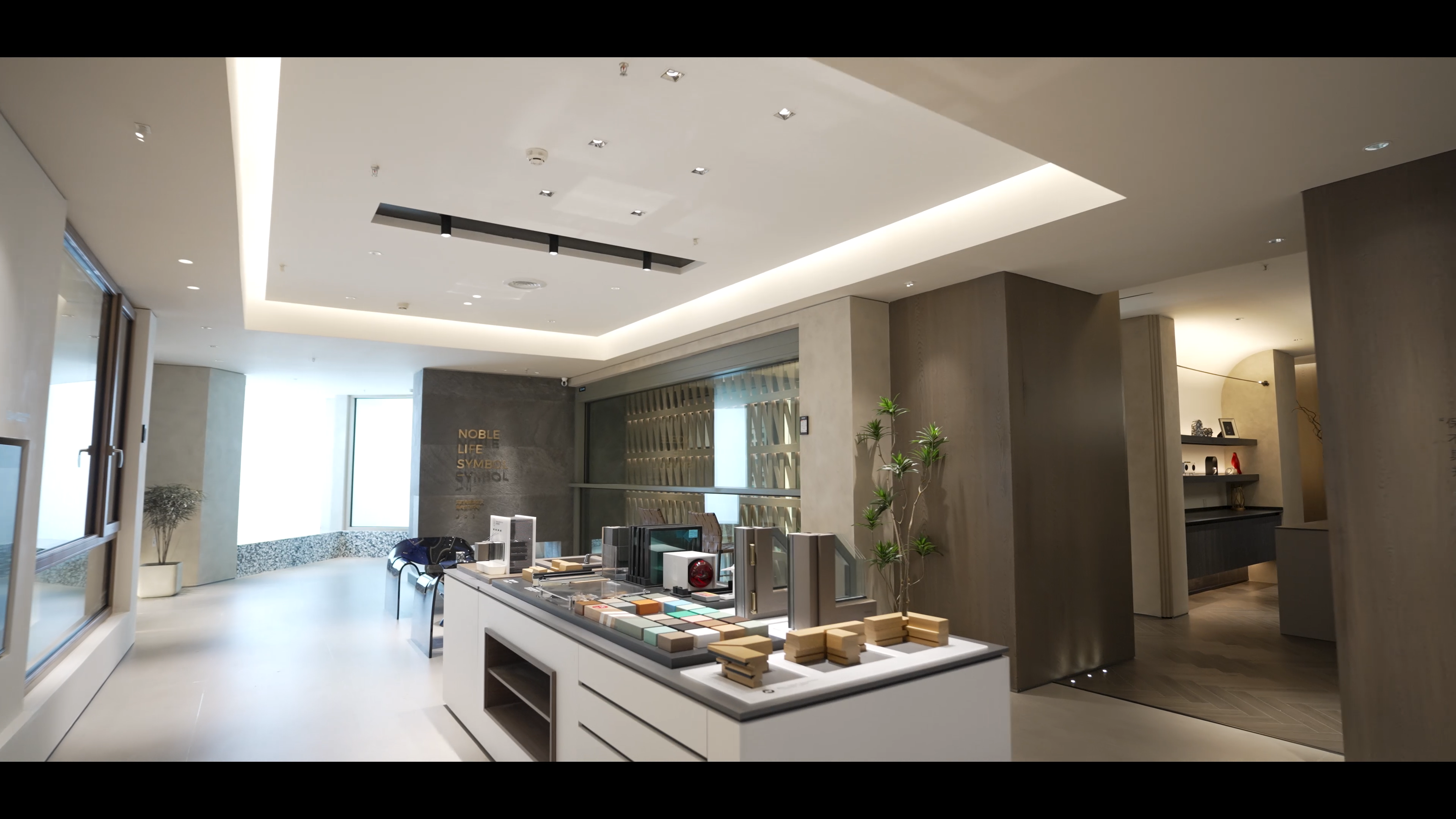 良木道上海形象店：东方之珠的时尚门窗，引领都市品质风尚